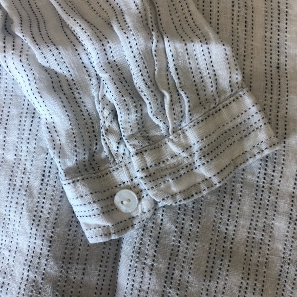 New white black vertical striped long sleeve blouse linen size medium cotton - Picture 5 of 6
